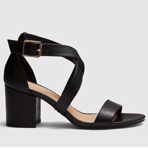 Novo Universal Heels Black 8 EUC